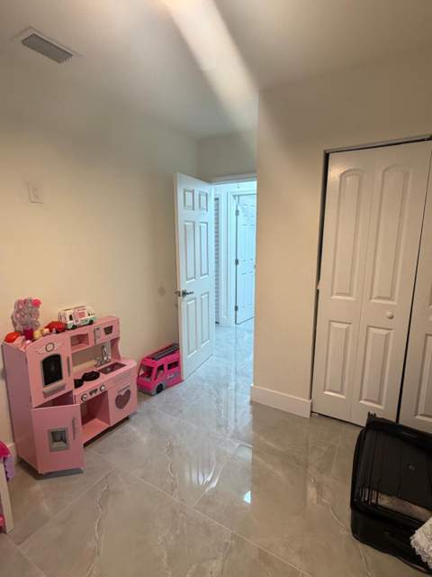 1038 Macy Street, West Palm Beach FL - photo 12 of 23