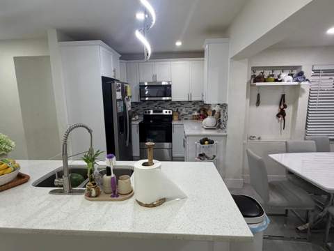 1038 Macy Street, West Palm Beach FL - photo 6 of 23