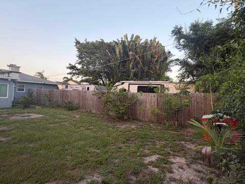 1038 Macy Street, West Palm Beach FL - photo 21 of 23