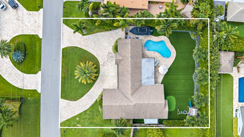 3 bedroom Single Family Residence at 215 Golfview Drive, Tequesta Country Club, Tequesta — photo 4
