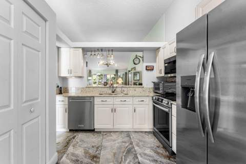 3007 Casa Rio Court, Palm Beach Gardens FL - photo 6 of 44