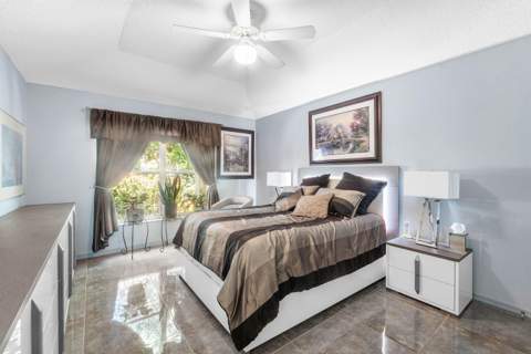 3007 Casa Rio Court, Palm Beach Gardens FL - photo 17 of 44