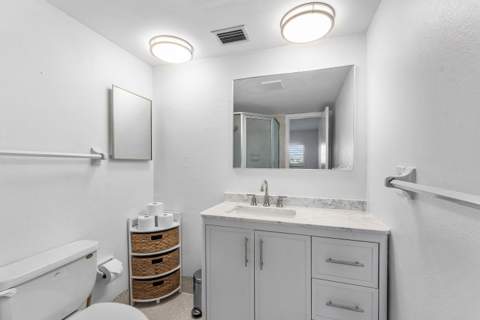 29 Yacht Club Drive #304, North Palm Beach FL - photo 18 of 44