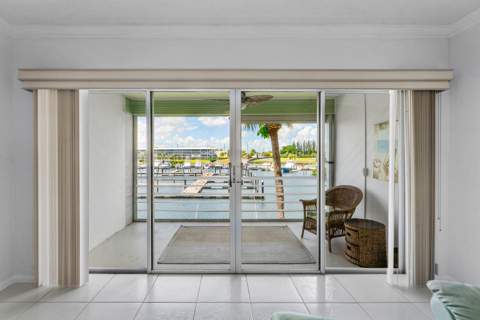 29 Yacht Club Drive #304, North Palm Beach FL - photo 22 of 44
