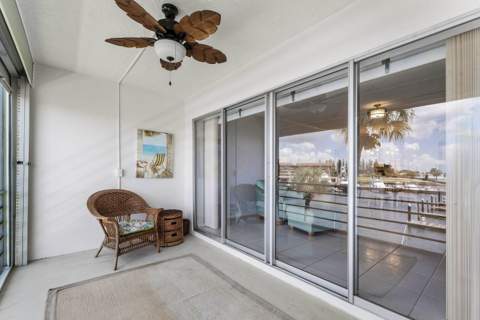 29 Yacht Club Drive #304, North Palm Beach FL - photo 24 of 44