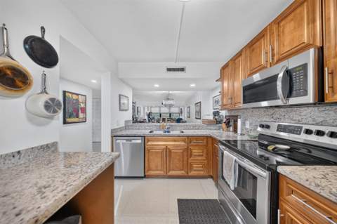 1719 Whitehall Drive #303, Davie FL - photo 8 of 59