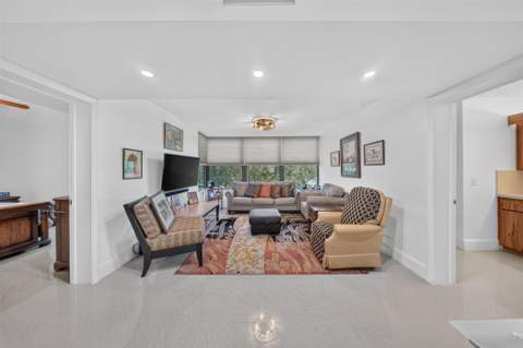 1719 Whitehall Drive #303, Davie FL - photo 14 of 59