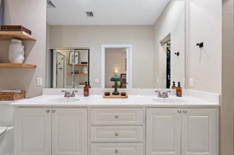 68 Live Oak Circle, Tequesta FL - photo 20 of 31