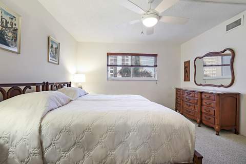 3114 S Ocean Boulevard #509, Highland Beach FL - photo 19 of 47