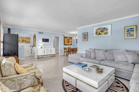 306 Cascade Lane, Palm Beach Shores FL - photo 10 of 53