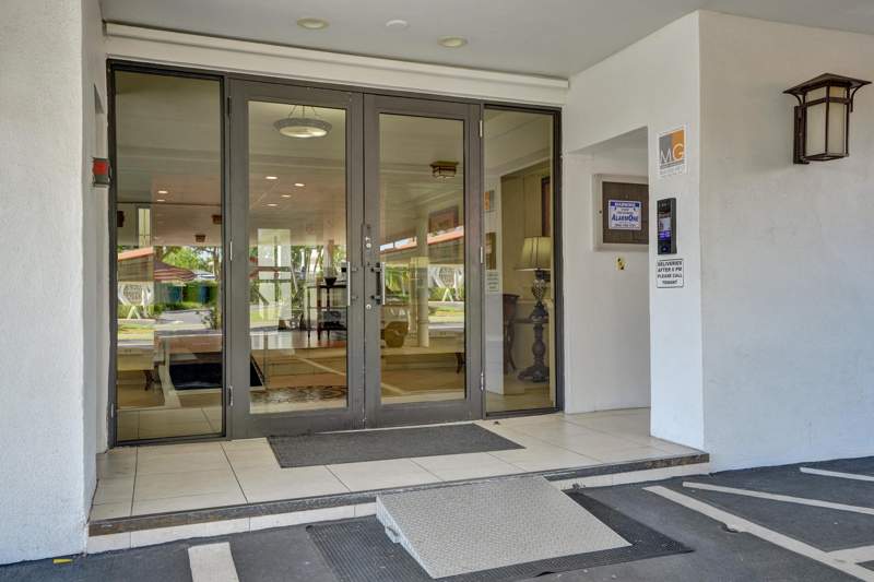 1 bedroom Condominium at 2500 NE 48th Lane #606, Country Club Towers Condo, Fort Lauderdale — photo 4
