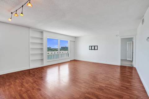 2500 NE 48th Lane #606, Fort Lauderdale FL - photo 12 of 37