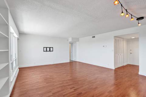 2500 NE 48th Lane #606, Fort Lauderdale FL - photo 13 of 37