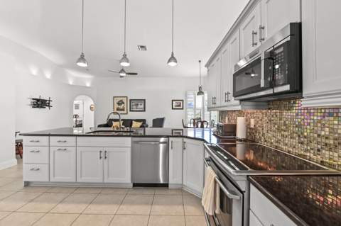 4769 Pepper Bush Lane, Boynton Beach FL - photo 18 of 45