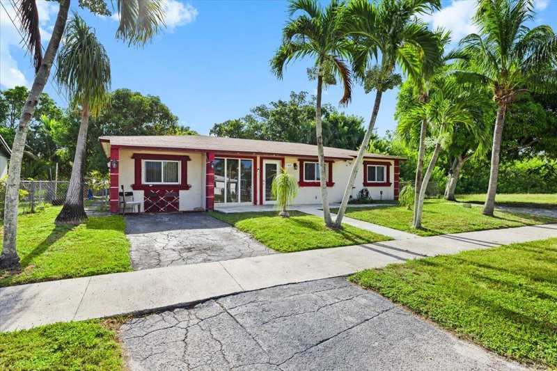 3 bedroom Single Family Residence at 508 NE 2nd Terrace, Riverview Terrace, Deerfield Beach — photo 1