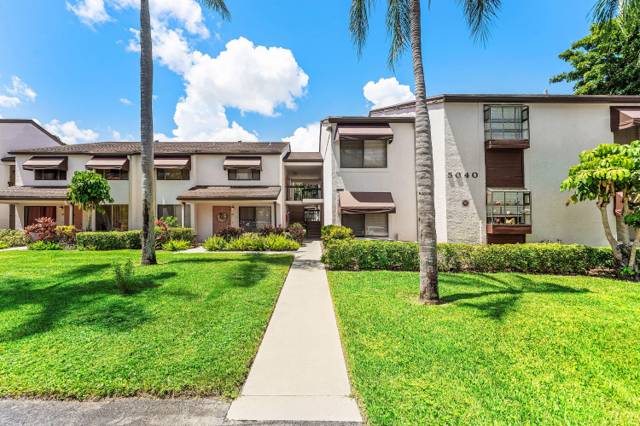 5040 Rose Hill Drive #206
