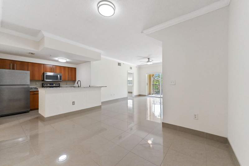 3 bedroom Condominium at 6020 W Sample Road #204, El-Ad Poinciana Condo, Coral Springs — photo 3