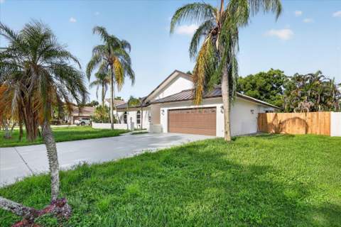 3230 Alexander Court, Palm City FL - photo 6 of 59