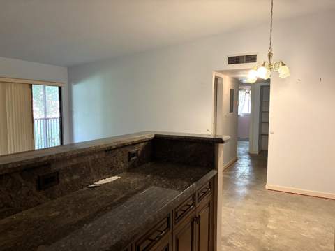 9391 S Belfort Circle #211, Tamarac FL - photo 8 of 22