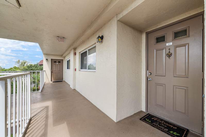 2 bedroom Condominium at 4735 Lucerne Lakes Boulevard #402, Fairway Club Condo, Lake Worth — photo 5