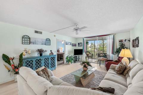 4735 Lucerne Lakes Boulevard #402, Lake Worth FL - photo 14 of 37
