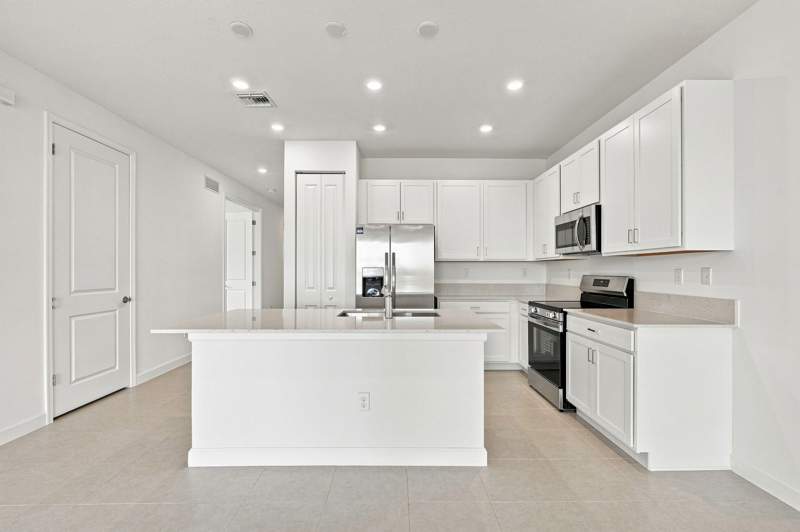 3 bedroom Villa at 3556 Spanish Cedar Place, Seagrove Phase 2 Pud, Fort Pierce — photo 3