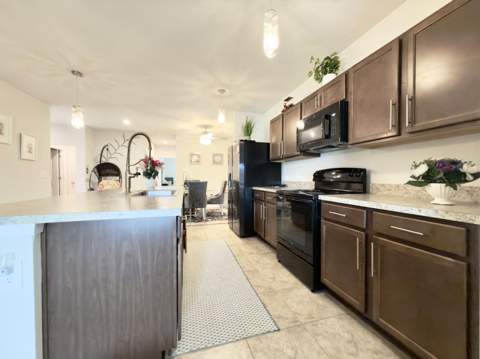839 Persimmon Place, Fort Pierce FL - photo 9 of 38