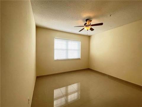 5820 W Sample Road #305, Coral Springs FL - photo 18 of 29