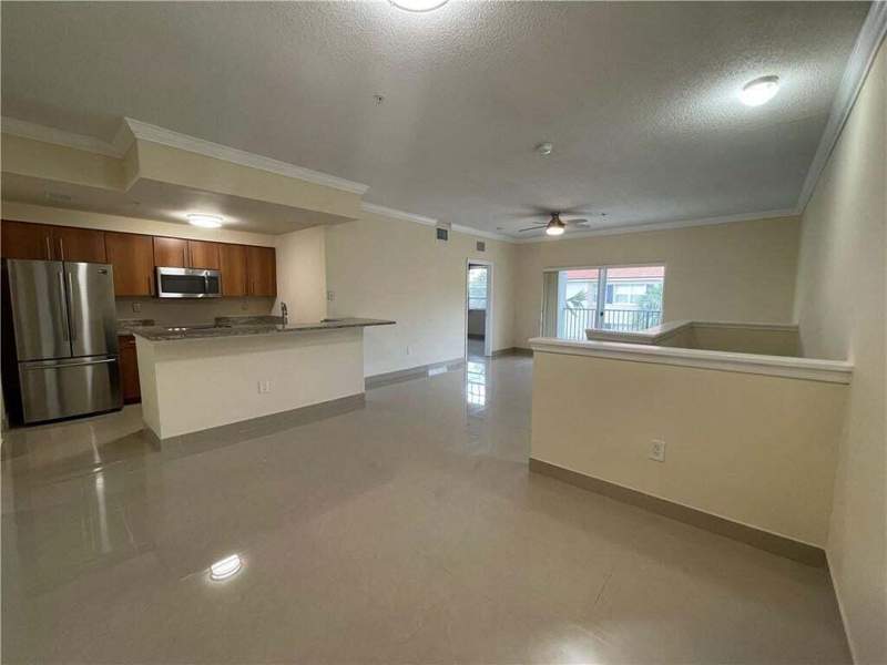 3 bedroom Condominium at 5820 W Sample Road #305, El-Ad Poinciana Condo, Coral Springs — photo 5