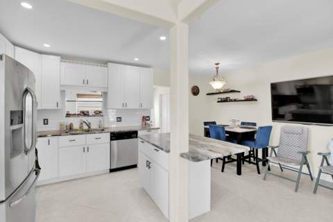 5221 NE 16th Avenue, Pompano Beach FL - photo 16 of 44