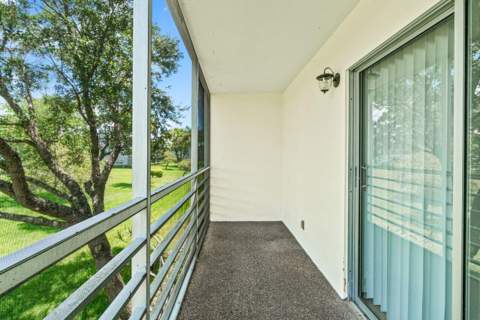 68 Suffolk B #680, Boca Raton FL - photo 19 of 26