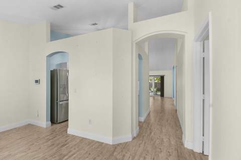 1085 SW Majorca Avenue, Port St. Lucie FL - photo 7 of 45
