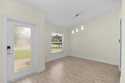 1085 SW Majorca Avenue, Port St. Lucie FL - photo 6 of 45