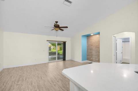 1085 SW Majorca Avenue, Port St. Lucie FL - photo 17 of 45