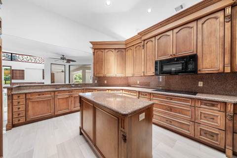 17595 Bocaire Place, Boca Raton FL - photo 16 of 77