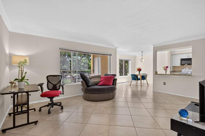 2 bedroom Condominium at 2425 NW 33rd Street #1309, Sailboat Pointe Condo, Oakland Park — photo 4