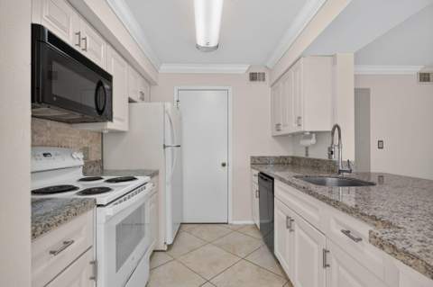 2425 NW 33rd Street #1309, Oakland Park FL - photo 12 of 45