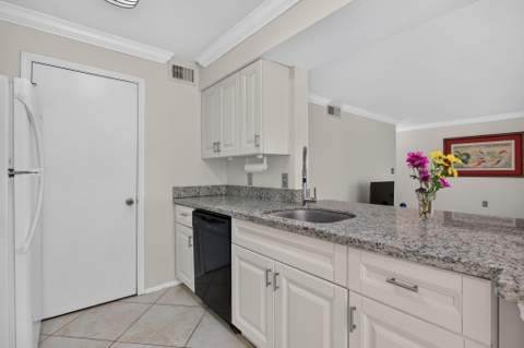 2425 NW 33rd Street #1309, Oakland Park FL - photo 14 of 45