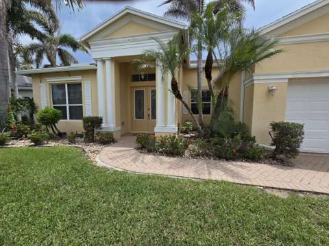 521 SW Lake Manatee Way, home for sale in Port St. Lucie 34986