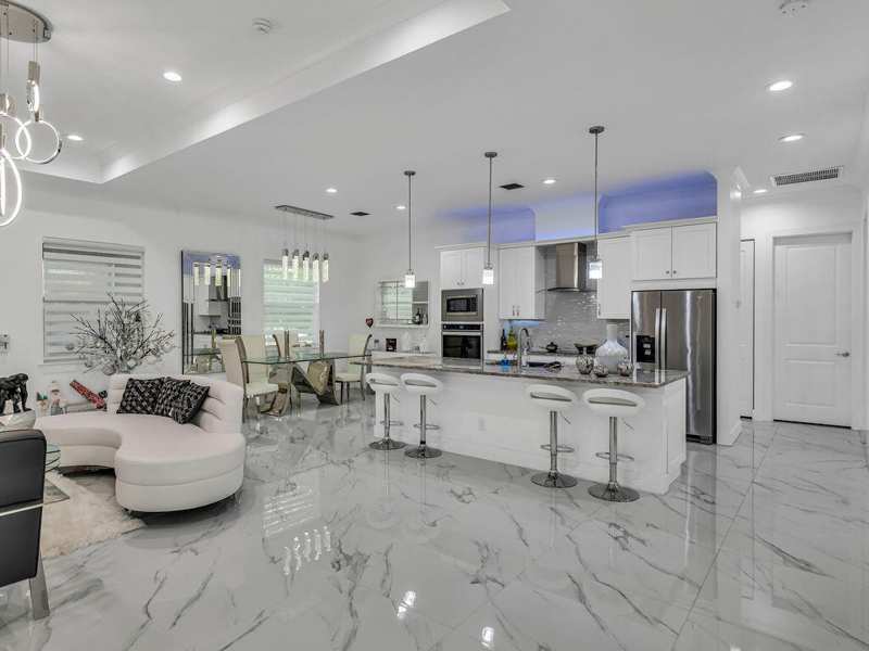 4 bedroom Single Family Residence at 2910 SW Sterling Street, Port St Lucie Section 16, Port St. Lucie — photo 1