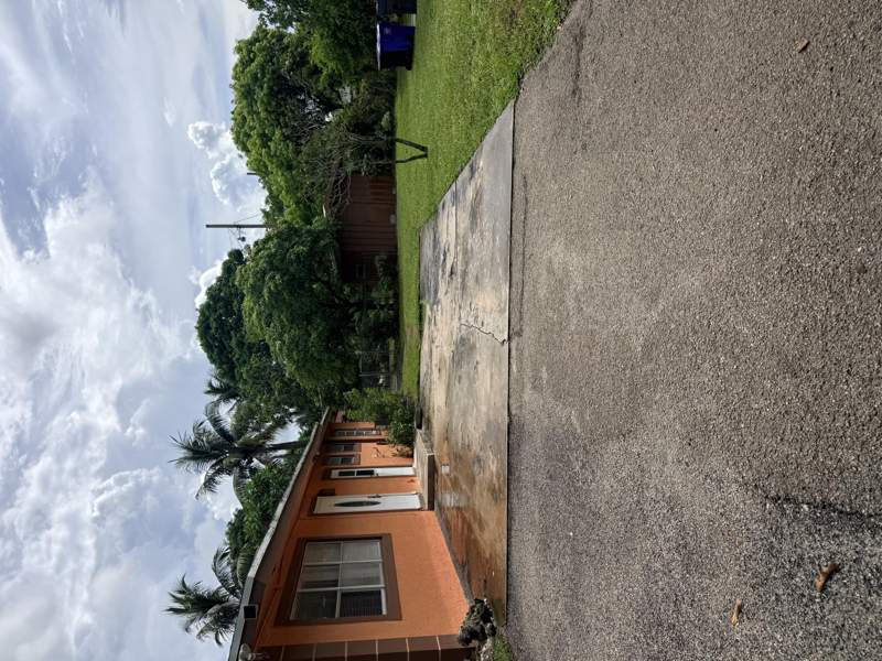 3 bedroom Single Family Residence at 1643 NW 11th Avenue, Lauderdale Villas, Fort Lauderdale — photo 2