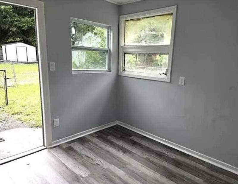 5 bedroom Single Family Residence at 1132 W 27th Street, Monroe Heights, Riviera Beach — photo 3