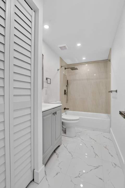 182 SW 6 Street, Deerfield Beach FL - photo 19 of 38