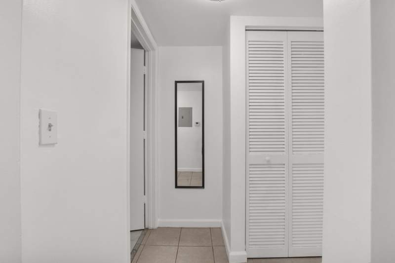 1 bedroom Condominium at 1341 SE 3rd Avenue #112, Sheridan East Condo Bldg 2, Dania Beach — photo 5