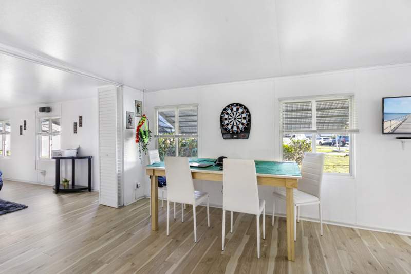 3 bedroom Manufactured Home at 32007 Domingo Bay, Jamaica Bay Mobile Home Co Op, Boynton Beach — photo 3