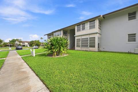 380 E Laurel Drive #5D, Margate FL - photo 24 of 43