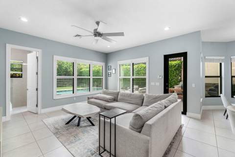 16226 Cabernet Drive, Delray Beach FL - photo 10 of 34