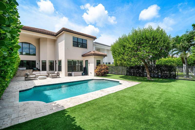 4 bedroom Single Family Residence at 16226 Cabernet Drive, Seven Bridges, Delray Beach — photo 2