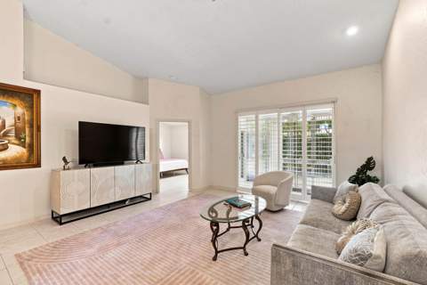8088 Via Di Veneto, Boca Raton FL - photo 7 of 36