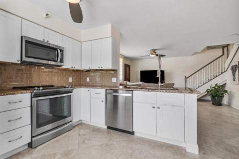 123 Yacht Club Way #102, Hypoluxo FL - photo 10 of 42